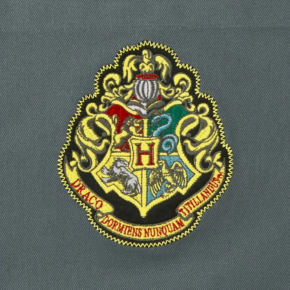 Harry Potter Adult Apron, Hogwarts 4 Harry Potter Adult Apron, Hogwarts - Image 2