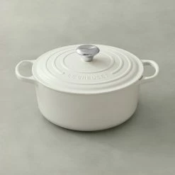 Le Creuset Signature Cast-Iron Round Dutch Oven -HOMEKEEPING Shop le creuset signature round dutch oven 202028 0004 le creuset signature enameled cast iron round dutch oven 5 1 z