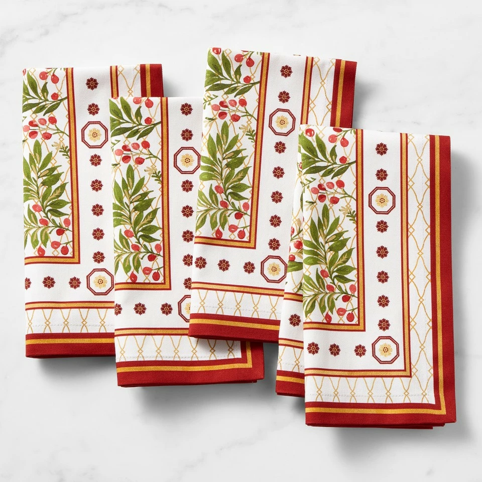 Noel Floral Napkins, Set of 4 2 Noel Floral Napkins, Set of 4