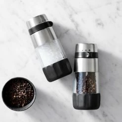 OXO Salt & Pepper Grinder 7 OXO Salt & Pepper Grinder -HOMEKEEPING Shop oxo salt pepper grinder 202240 0036 oxo salt pepper mills z