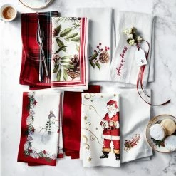 Classic Tartan Napkins, Set of 4 17 Classic Tartan Napkins, Set of 4 -HOMEKEEPING Shop tartan plaid napkin 202226 0002 snowman napkins set of 4 z