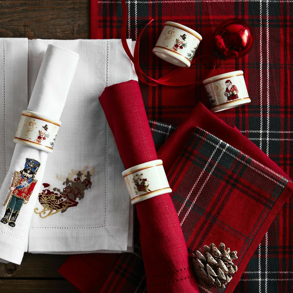 'Twas the Night Before Christmas Embroidered Napkins, Set of 4 7 'Twas the Night Before Christmas Embroidered Napkins, Set of 4 - Image 6