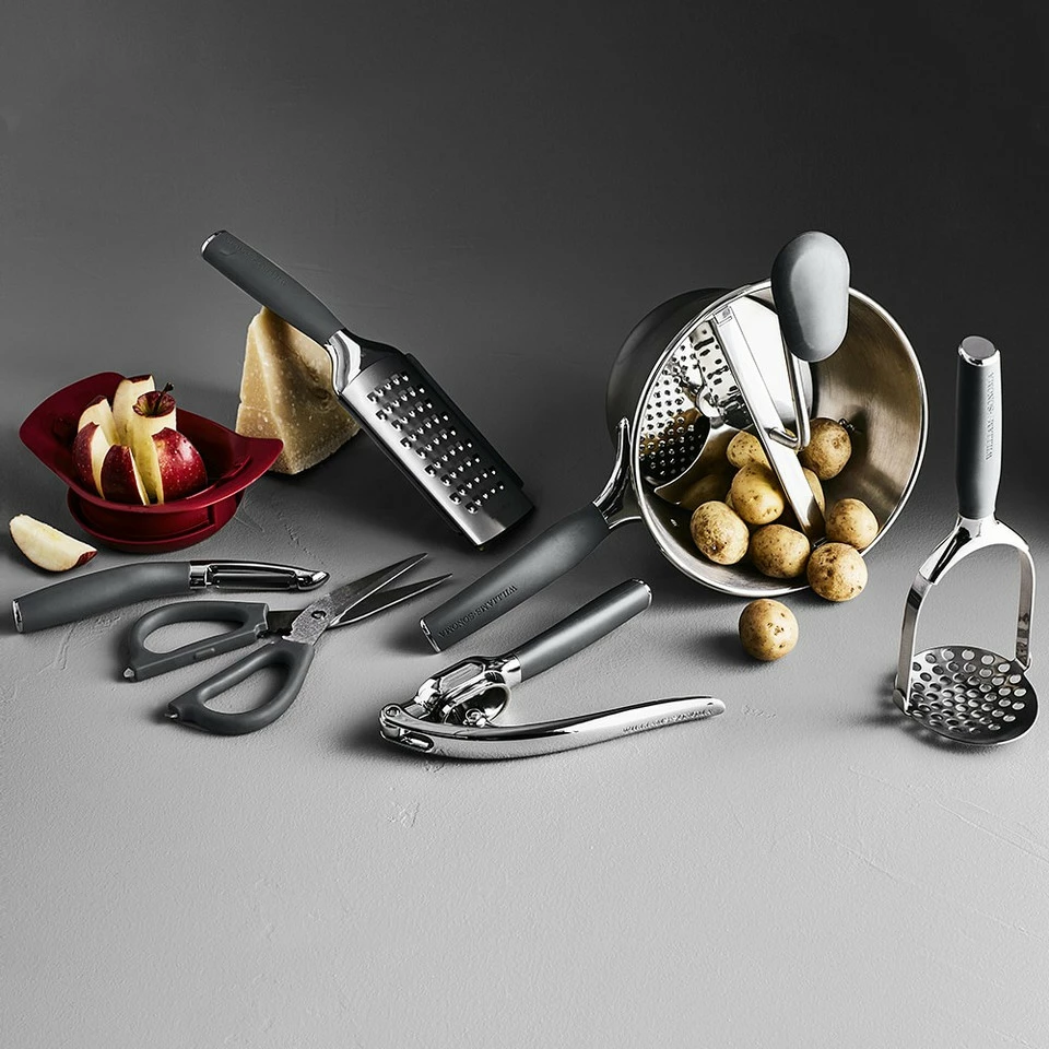 Williams Sonoma Coarse Grater 6 Williams Sonoma Coarse Grater - Image 4